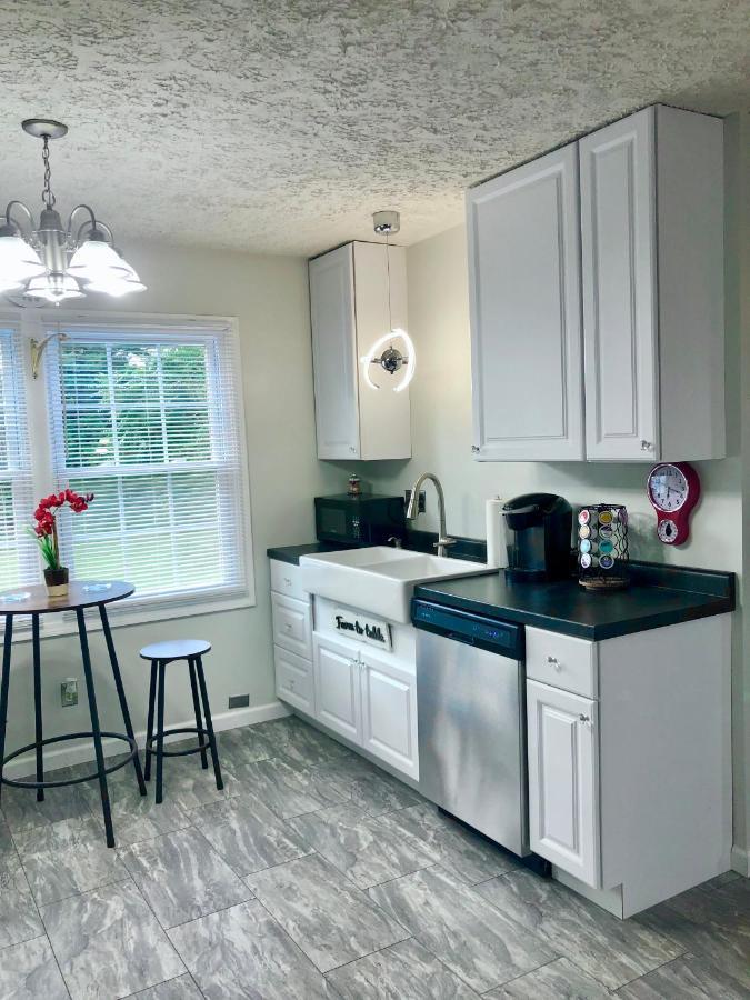 Trestle Creek Farm- Farmhouse Suite Bloomington Exterior foto